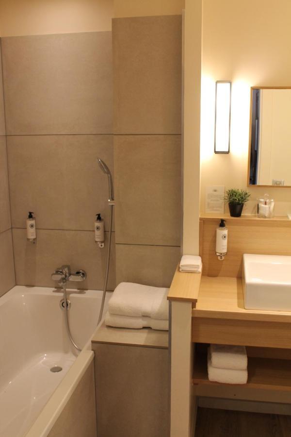Hotel Jardin Le Pasteur Châlons-en-Champagne Zewnętrze zdjęcie